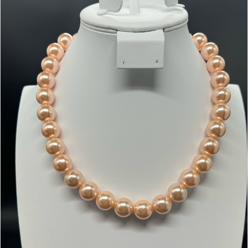 Vintage Joan Rivers Czech Republic Classic Collection Pink Large Faux Pearl Neck